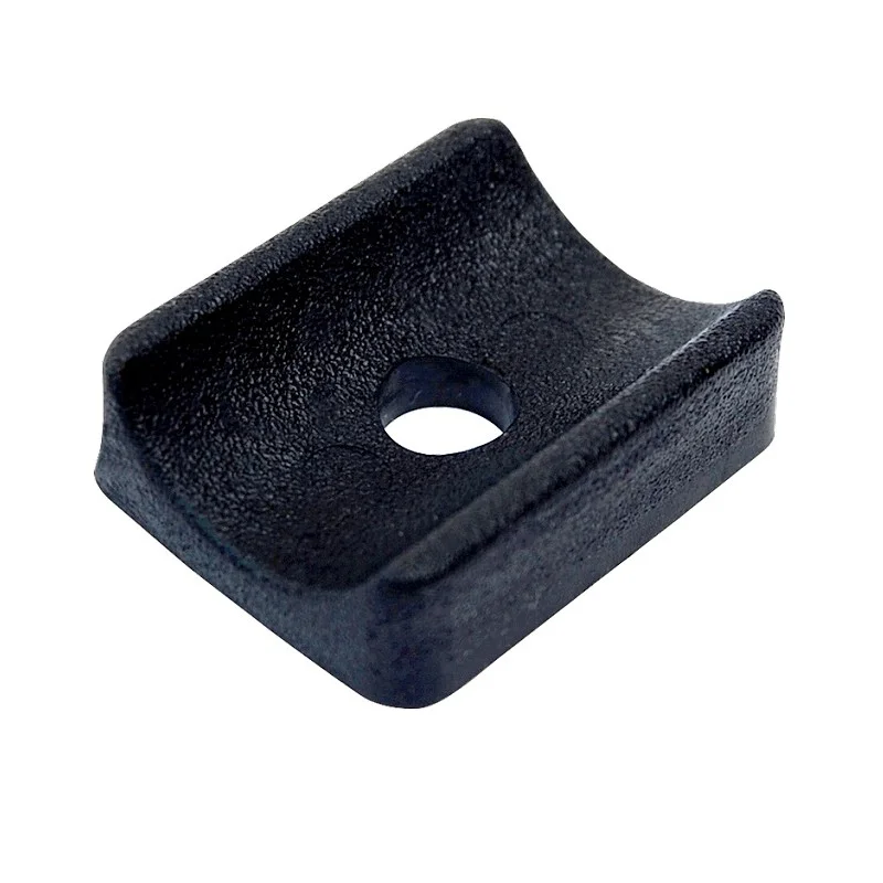 Taco pie de media caña para tubo redondo, posición en horizontal. Producto en Pack Taco pie de media caña para tubo redondo, posición en horizontal. Producto en Pack